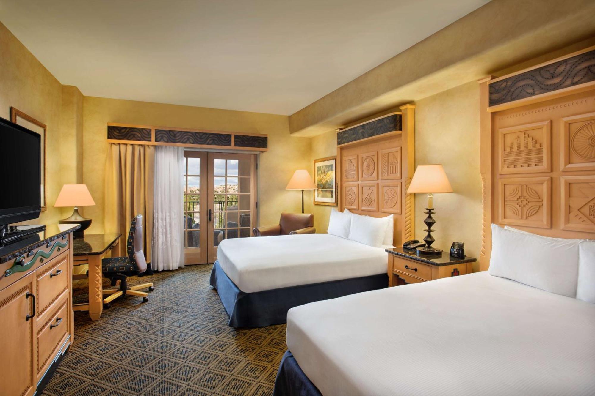 Queen Room Two Queen Beds Balcony