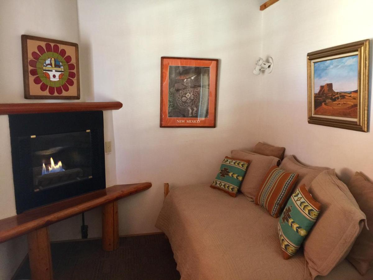 Honeymoon Suite