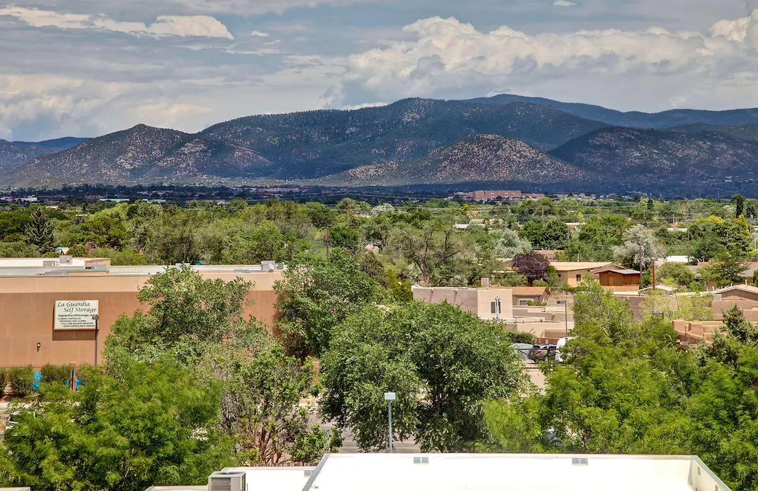 Fairfield Inn & Suites By Marriott Santa Fe-1