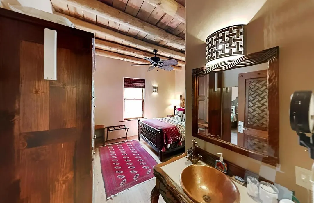 Antigua Inn (Adults Only)-1