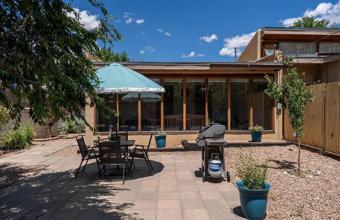 Kiva Cottage-1