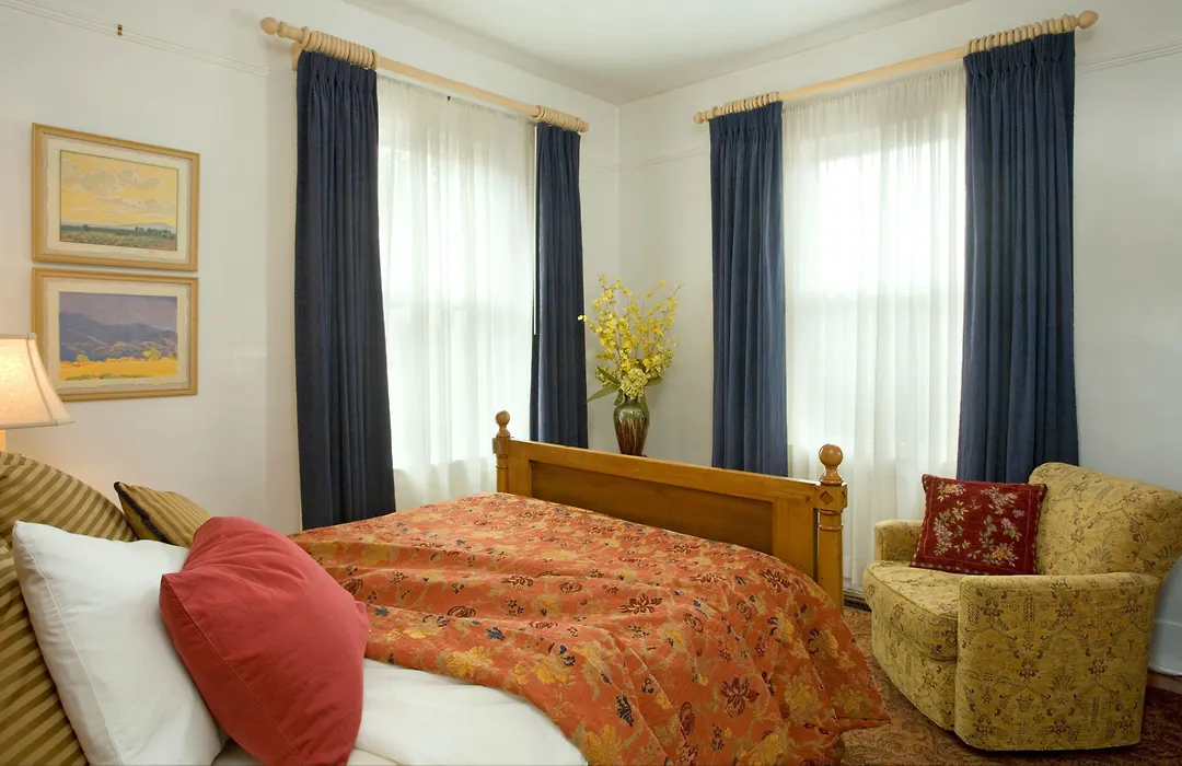 Four Kachinas Bed & Breakfast Inn-1
