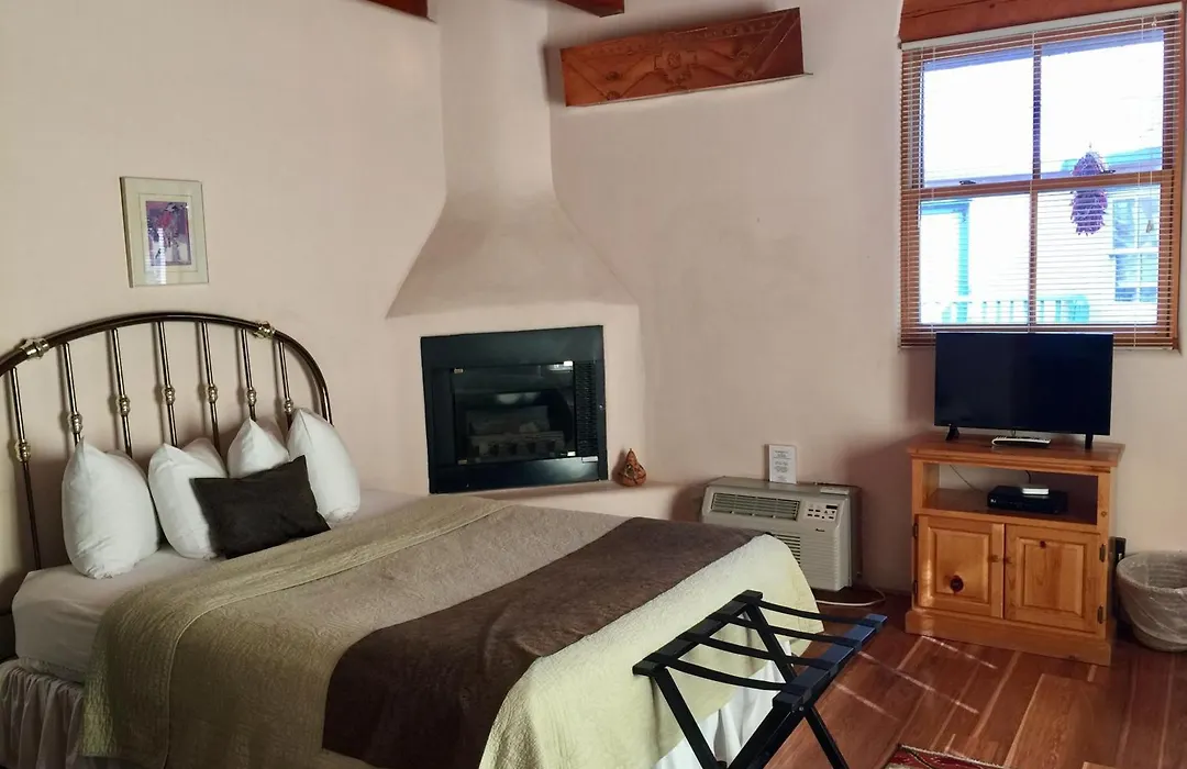 Guadalupe Inn-1