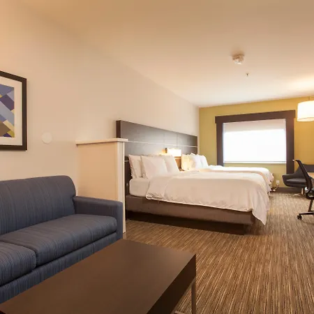 Holiday Inn Express & Suites-3