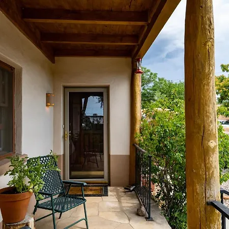 Gomez Gardens-2