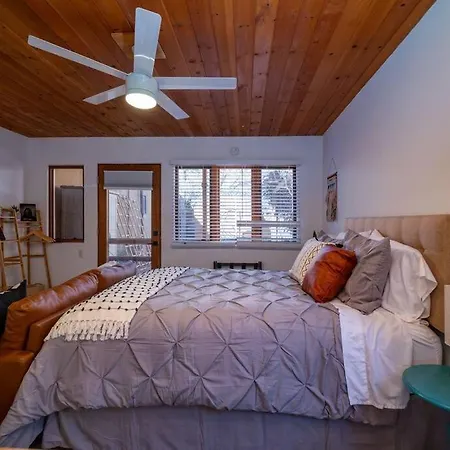 Casita Gomez- Patio, Studio, Railyard District-3