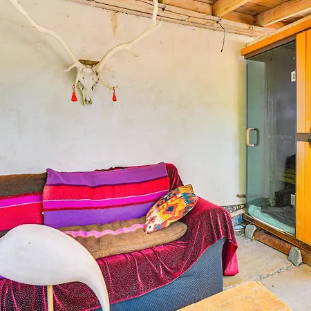 Centrally Located Santa Fe Studio Near Town!-2