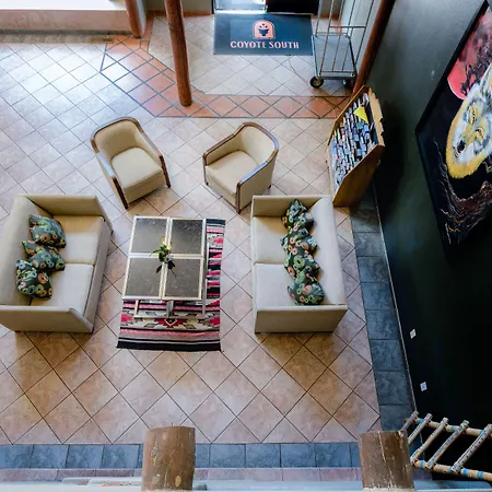 Super 8 By Wyndham Santa Fe-2