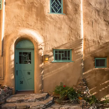 Inn Of The Turquoise Bear-3