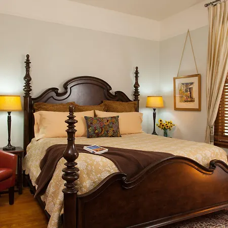 Four Kachinas Bed & Breakfast Inn-3