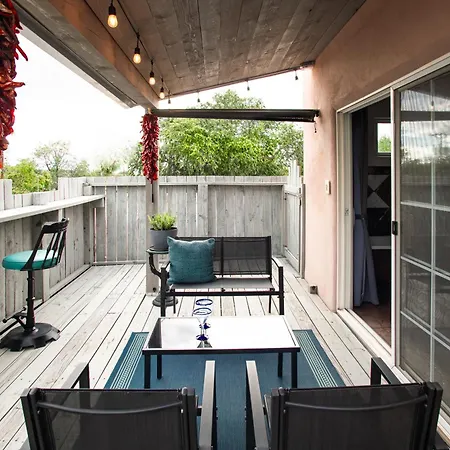 Heart Of Vibrant Railyard-Large Downtown Loft With Prime Location And Beautiful Deck-2