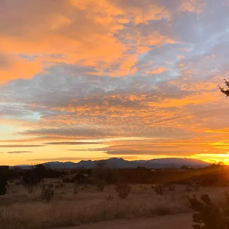 Santa Fe Desert Adobe Retreat - Mountain Views-3