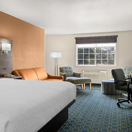 Baymont By Wyndham Santa Fe-3