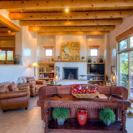 Bishops Lodge Villa Corazones Three-Bedroom Holiday Home-3