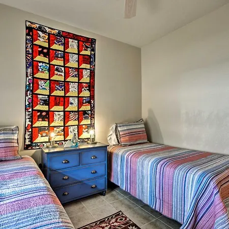 1 Mi To Santa Fe Plaza: Quiet Home W/ Patio-2