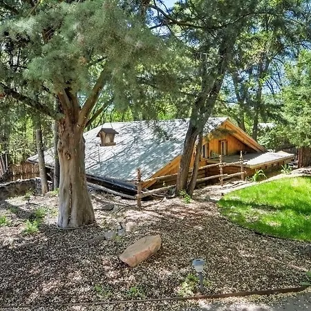 Charming Santa Fe Studio Cabin With Patio And Yard!-2